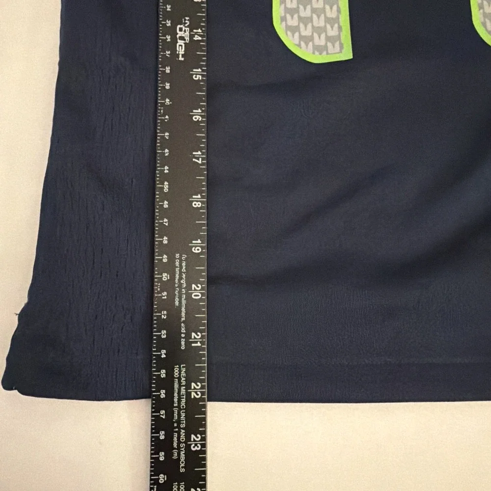 Nike Seattle Seahawks DK Metcalf #14 Youth Size S NFL Football Jersey
